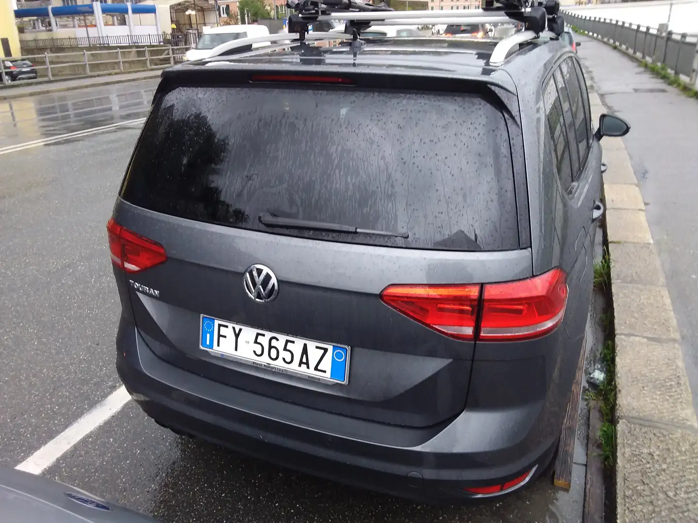 Volkswagen Touran Touran III 2015 2.0 tdi Executive dsg Grigio - 1