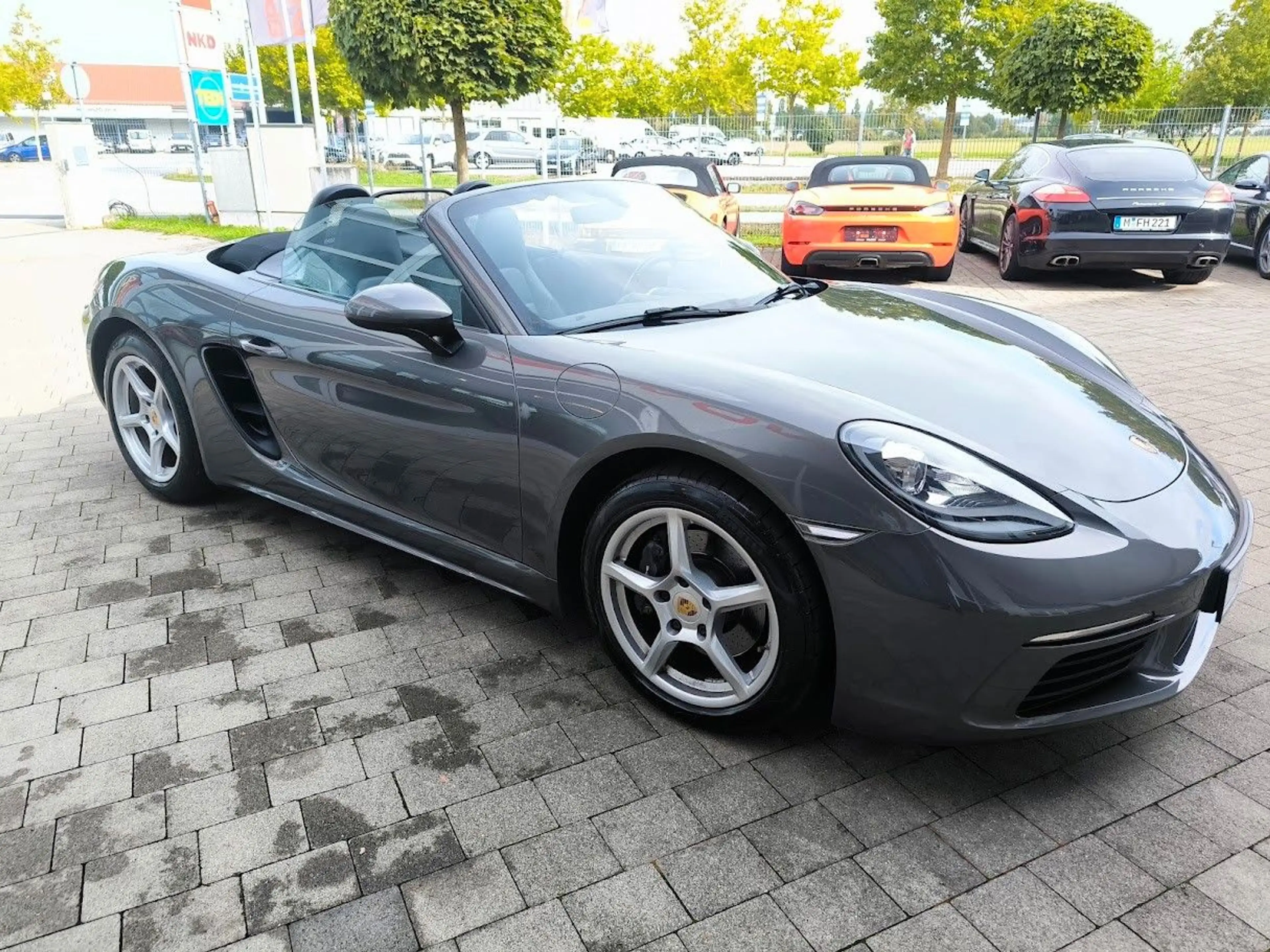 Porsche Boxster * 6-Gang Handschaltung, DAB+, Einparkh. — photo 4