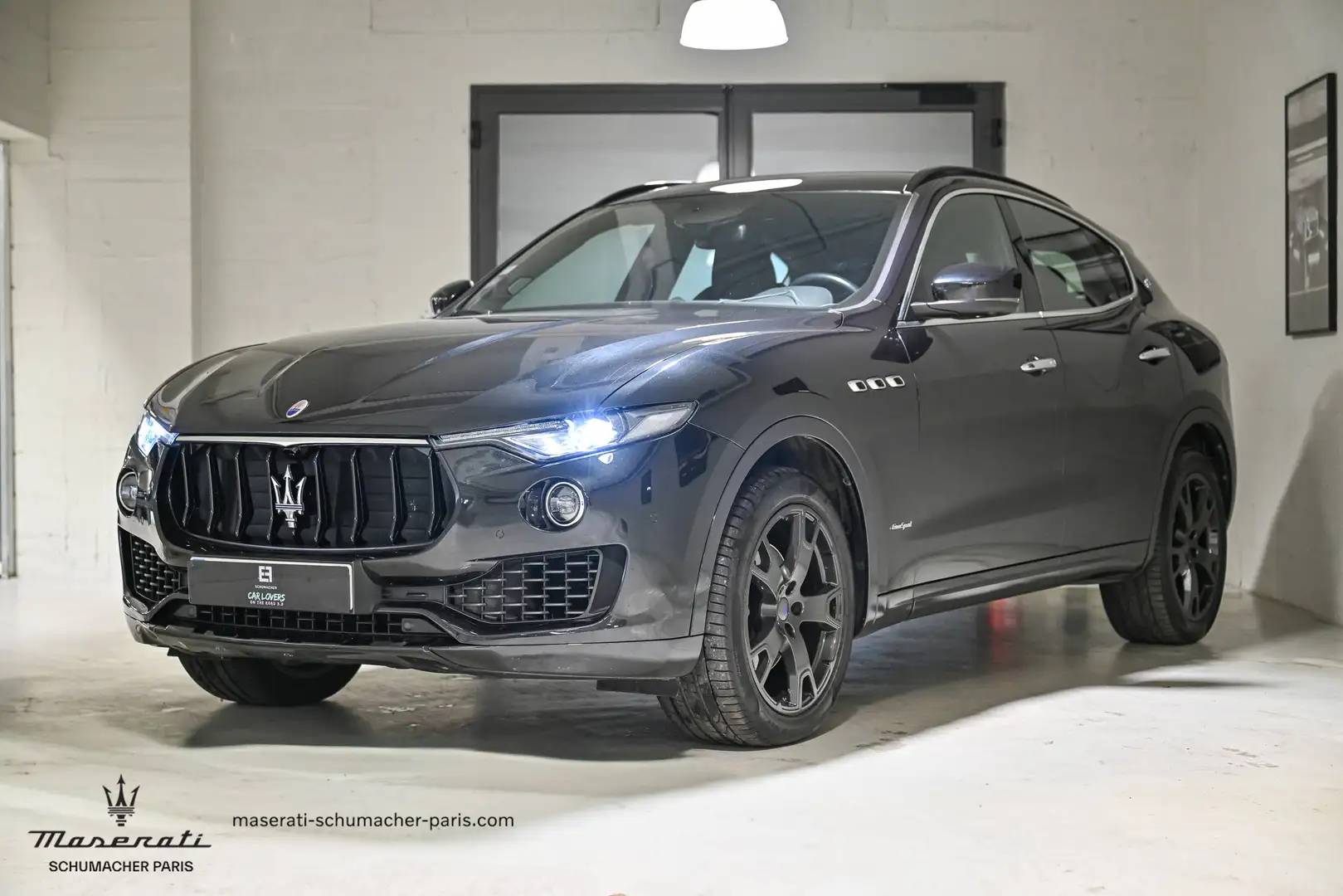 Maserati Levante Levante 3.0 V6 Bi-Turbo 350 Q4 Zwart - 1