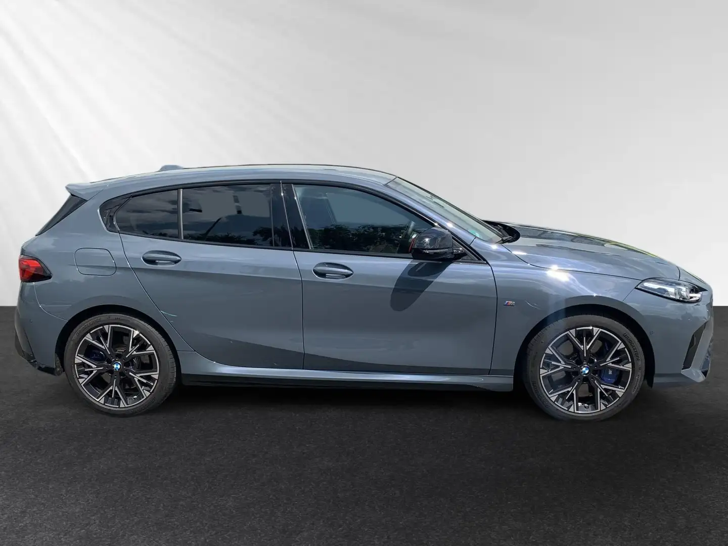 BMW 135 M135 xDrive Harman/Kardon|18"LM|DrivingAssist. Gris - 2
