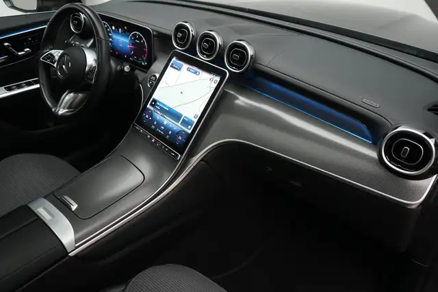 Mercedes-Benz GLC view 9