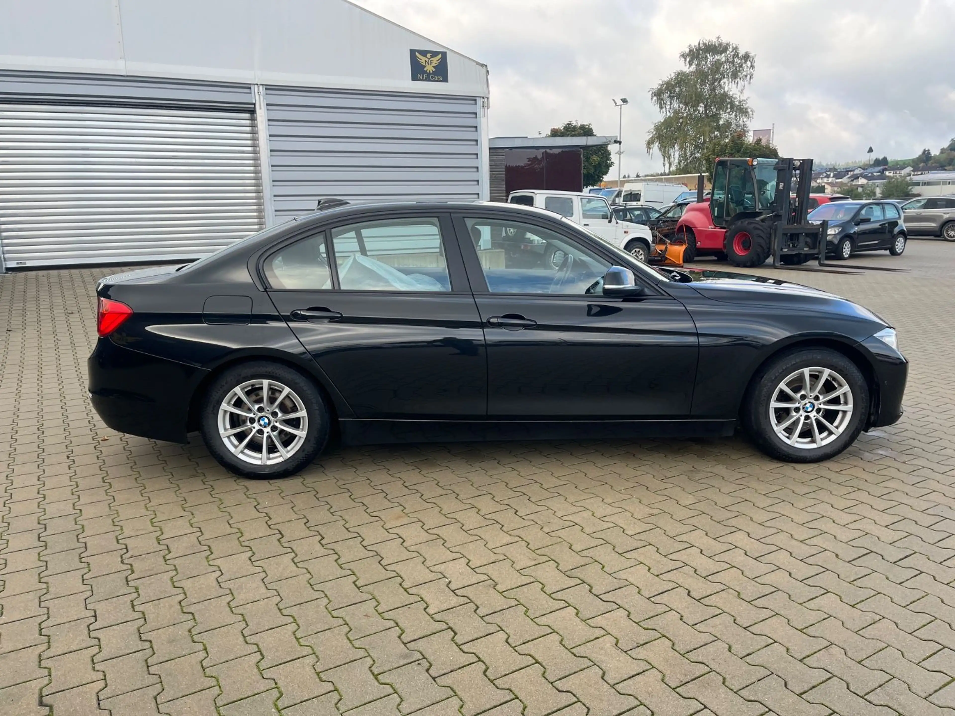 BMW 318 d Limo F30 #Xenon #8-fach — photo 6