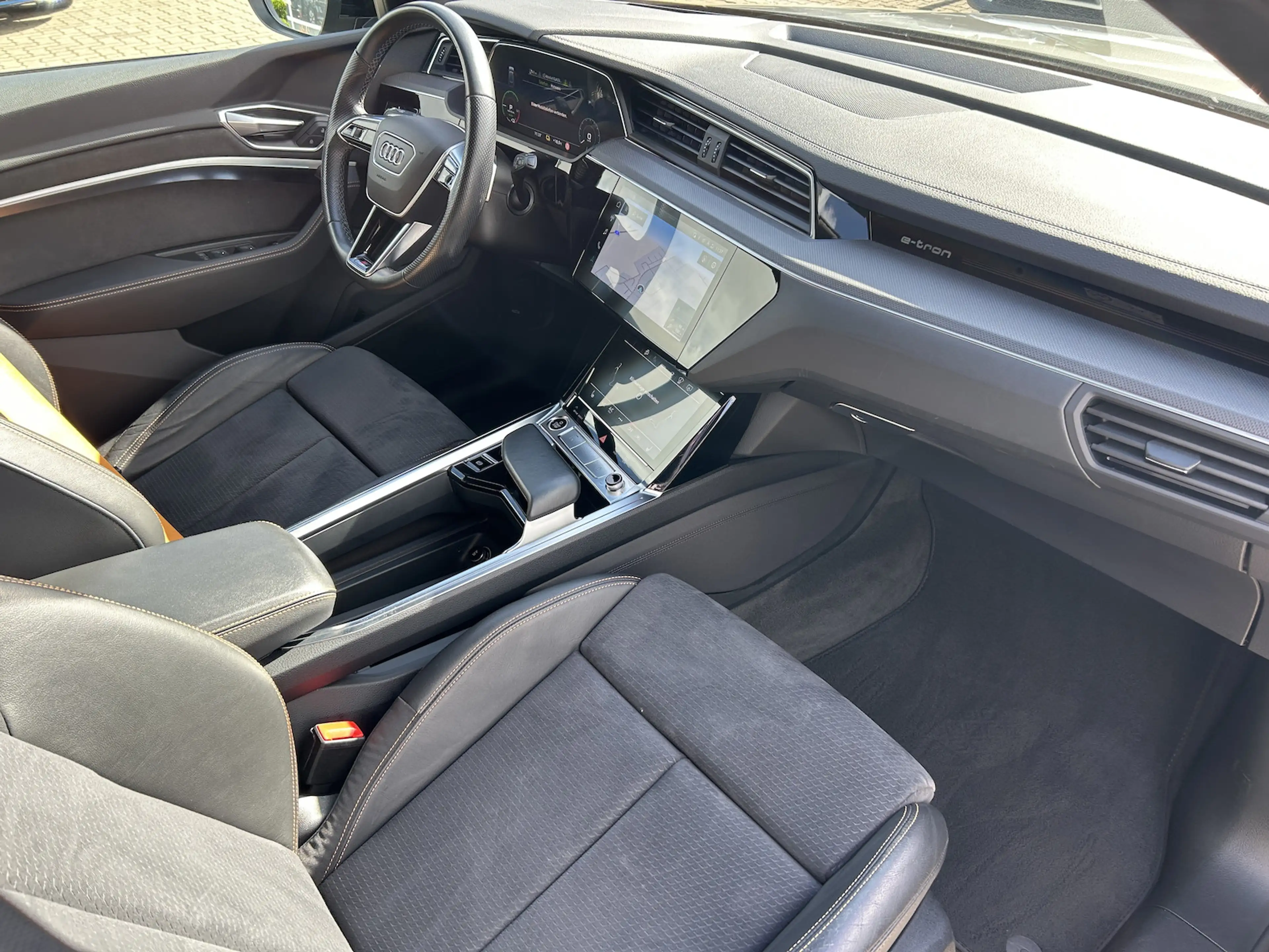 Audi e-tron 55 quattro S line Black edition*CCS*95kWh — photo 13