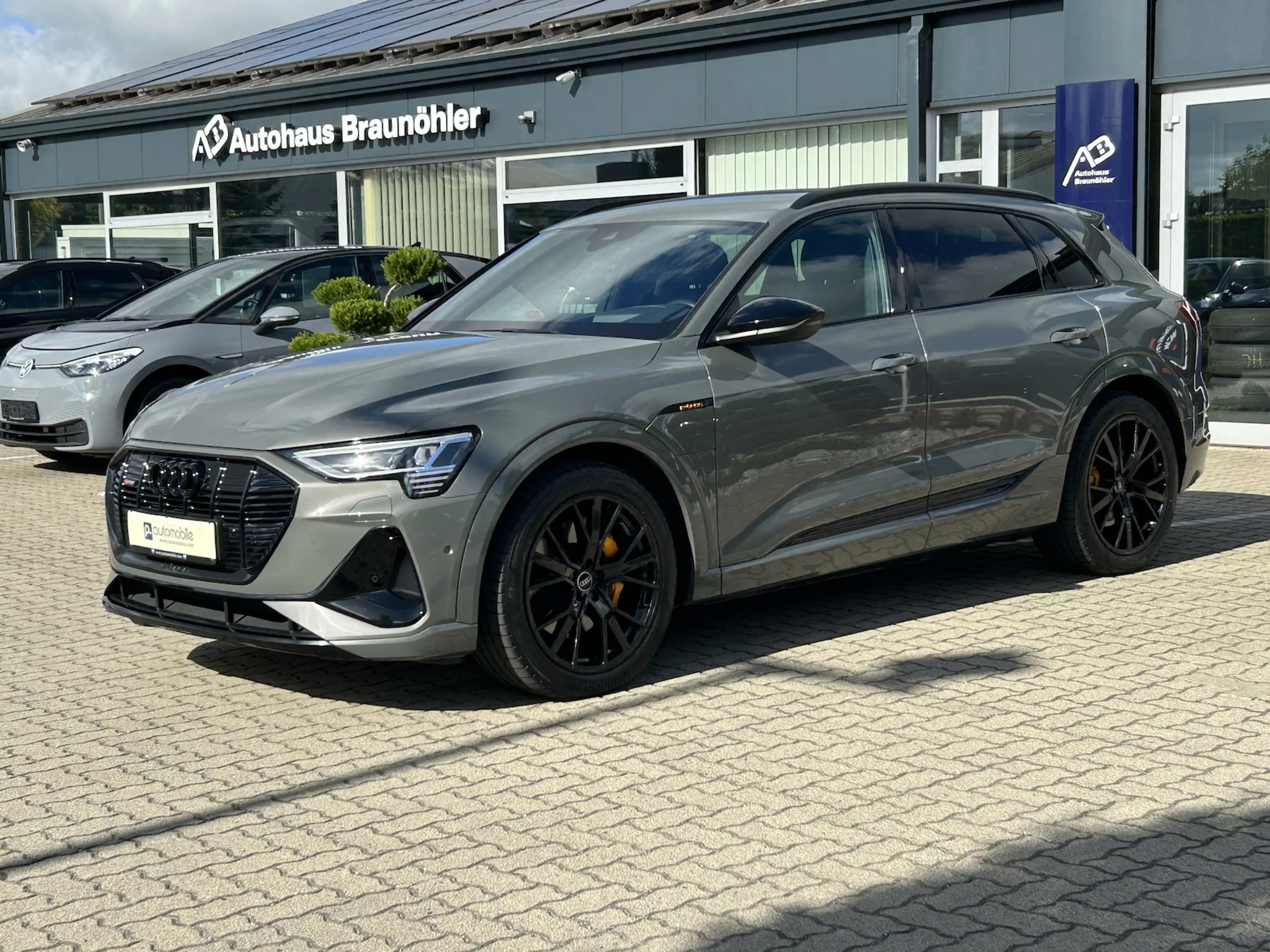 Audi e-tron 55 quattro S line Black edition*CCS*95kWh — photo 5