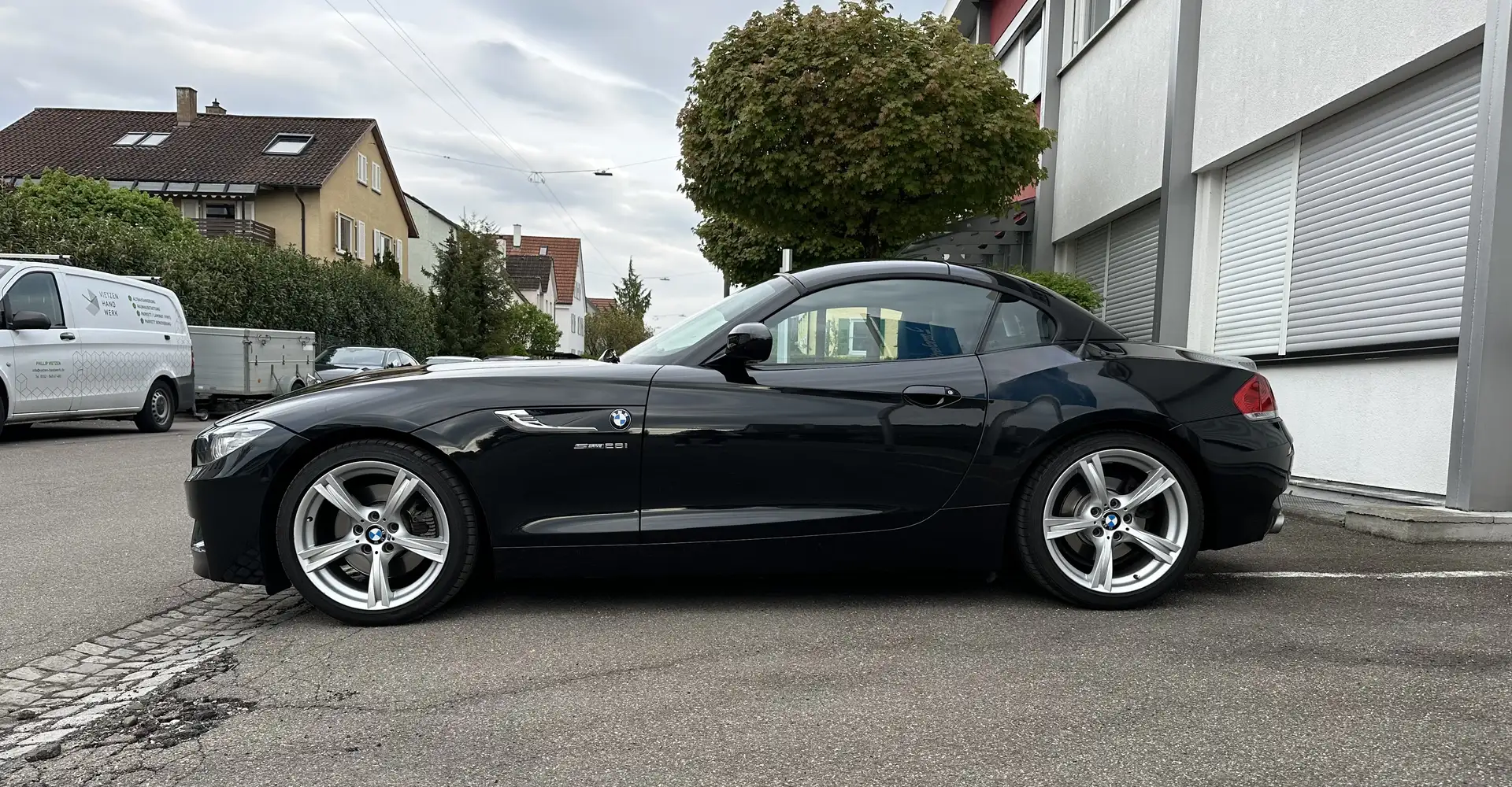 BMW Z4 sDrive28i Aut. M-Sportpaket Чёрный - 2