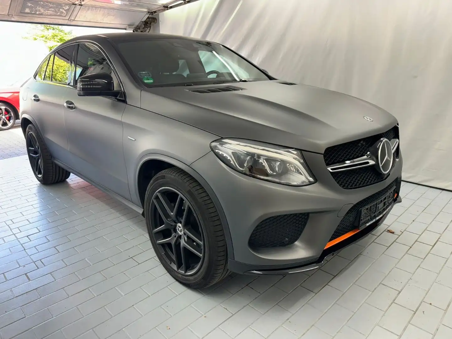 Mercedes-Benz GLE 350 Coupe GLE 350 d AMG 4Matic OrangeArt Edi Schwarz - 1