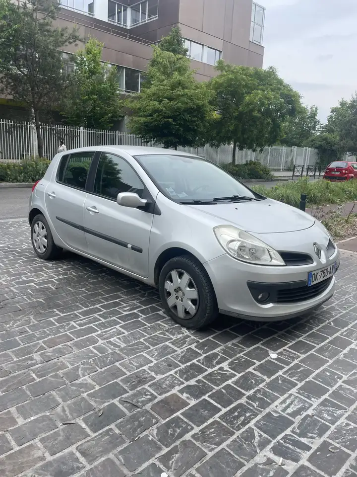 Renault Clio 1.6 16V 110 Confort Pack Clim Dynamique 