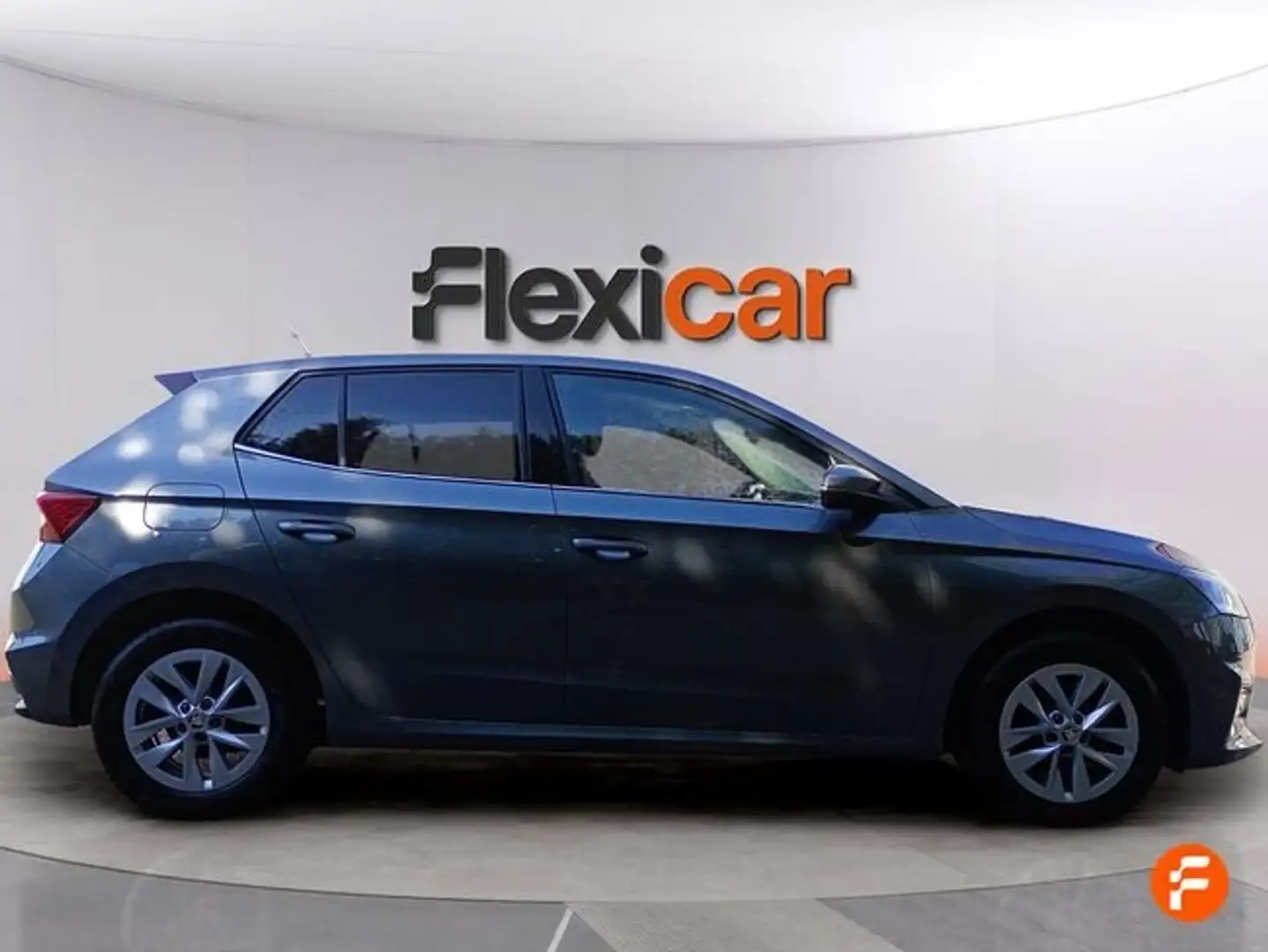 Skoda Fabia 1.0 MPI Selection 59kW Gris - 2