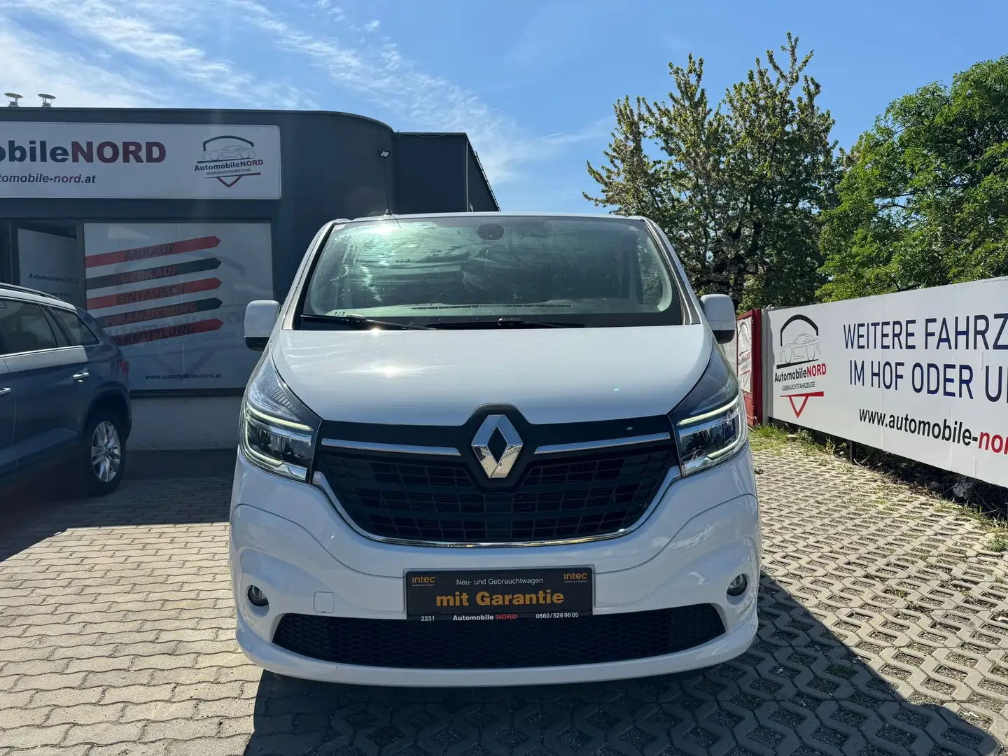 Renault Trafic Grand Passenger 2.0 *AUTOMATIK *9-SITZE *FACELIFT Weiß - 2