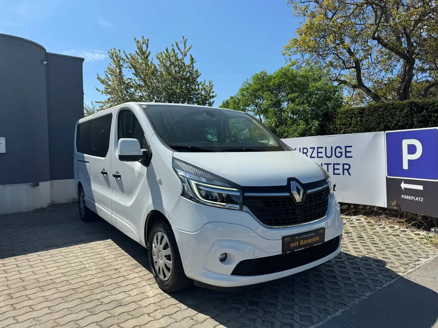 Renault Trafic Grand Passenger 2.0 *AUTOMATIK *9-SITZE *FACELIFT Weiß - 1