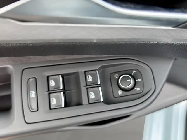 Volkswagen Golf view 15