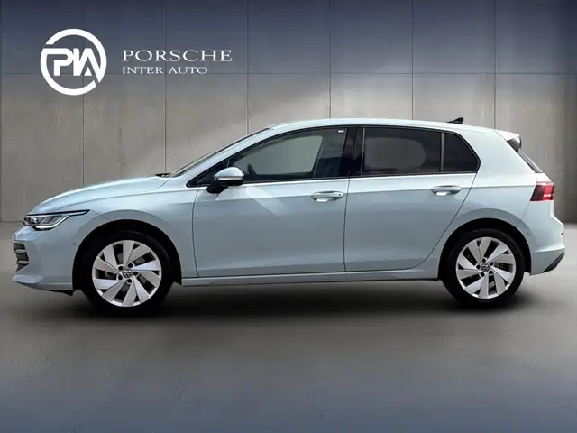 Volkswagen Golf view 3