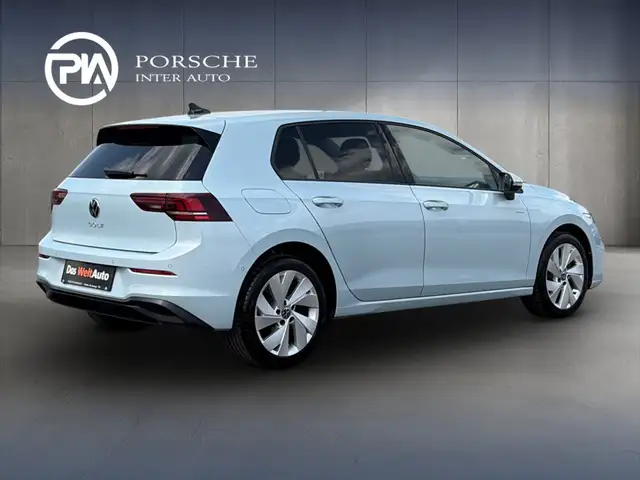 Volkswagen Golf view 4