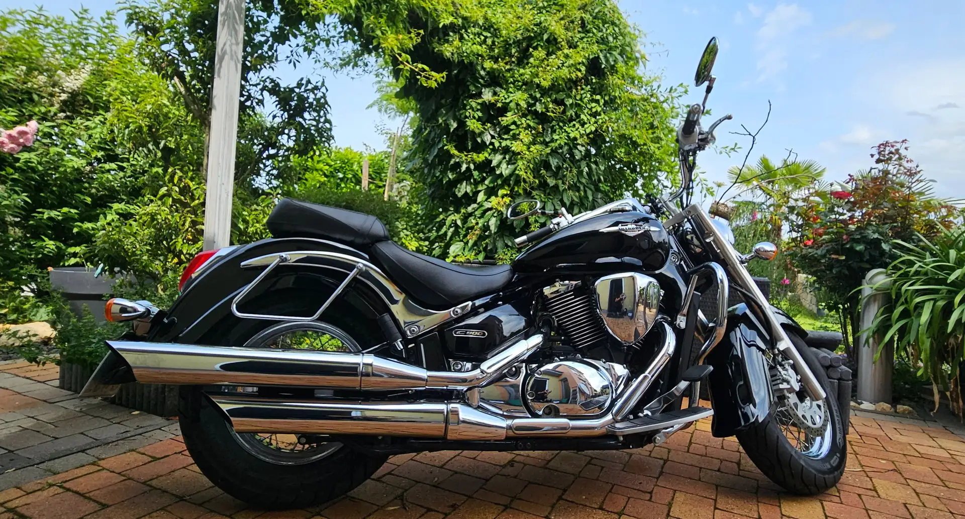 Suzuki Intruder M VL800 Noir - 1
