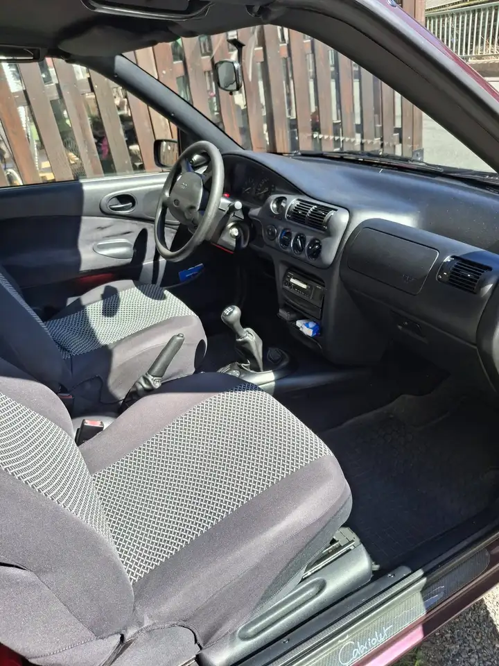 Ford Escort Pacific 1.4, foto 5