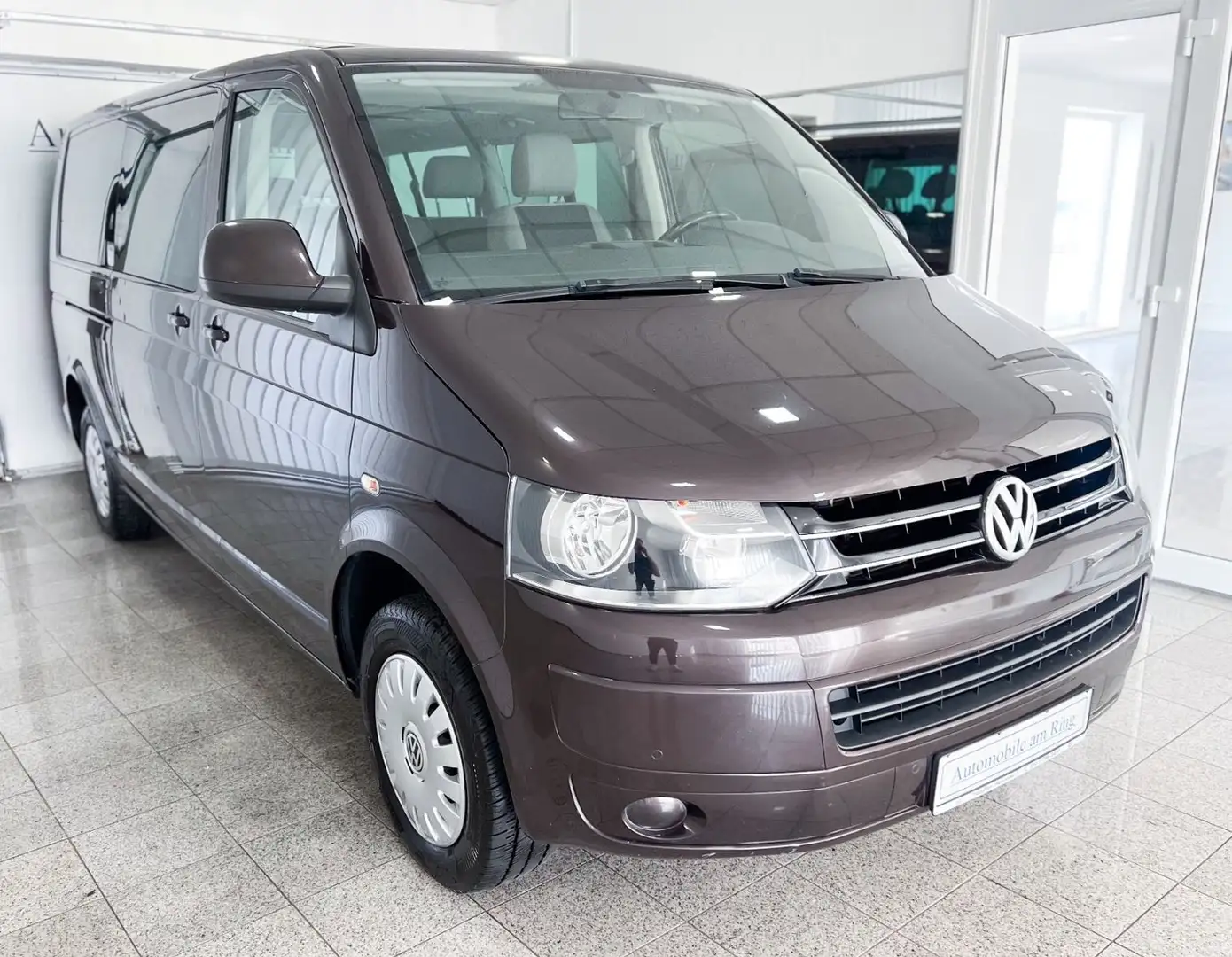 Volkswagen T5 Transporter T5  Caravelle Comfortline lang Automatik Navi Braun - 1