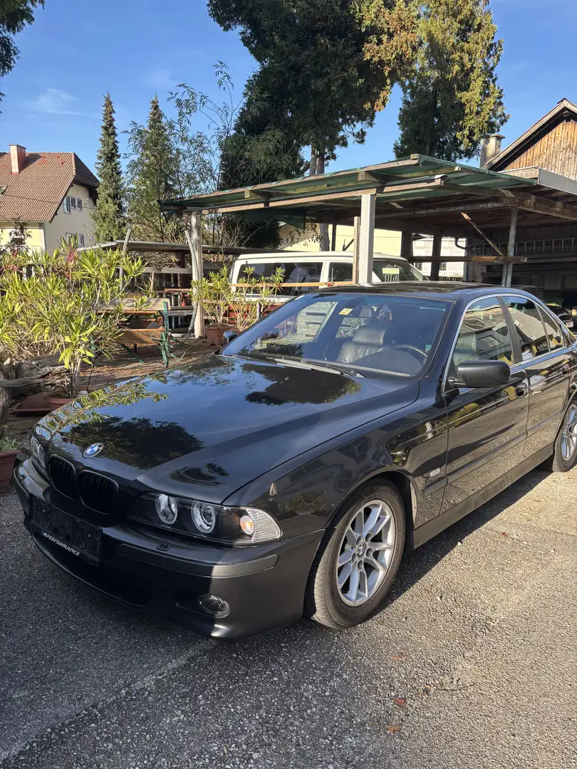 BMW 523 523i Österreich-Paket Schwarz - 1