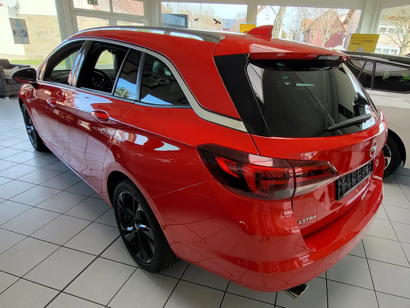Opel Astra Innovation Start/Stop Rot - 2