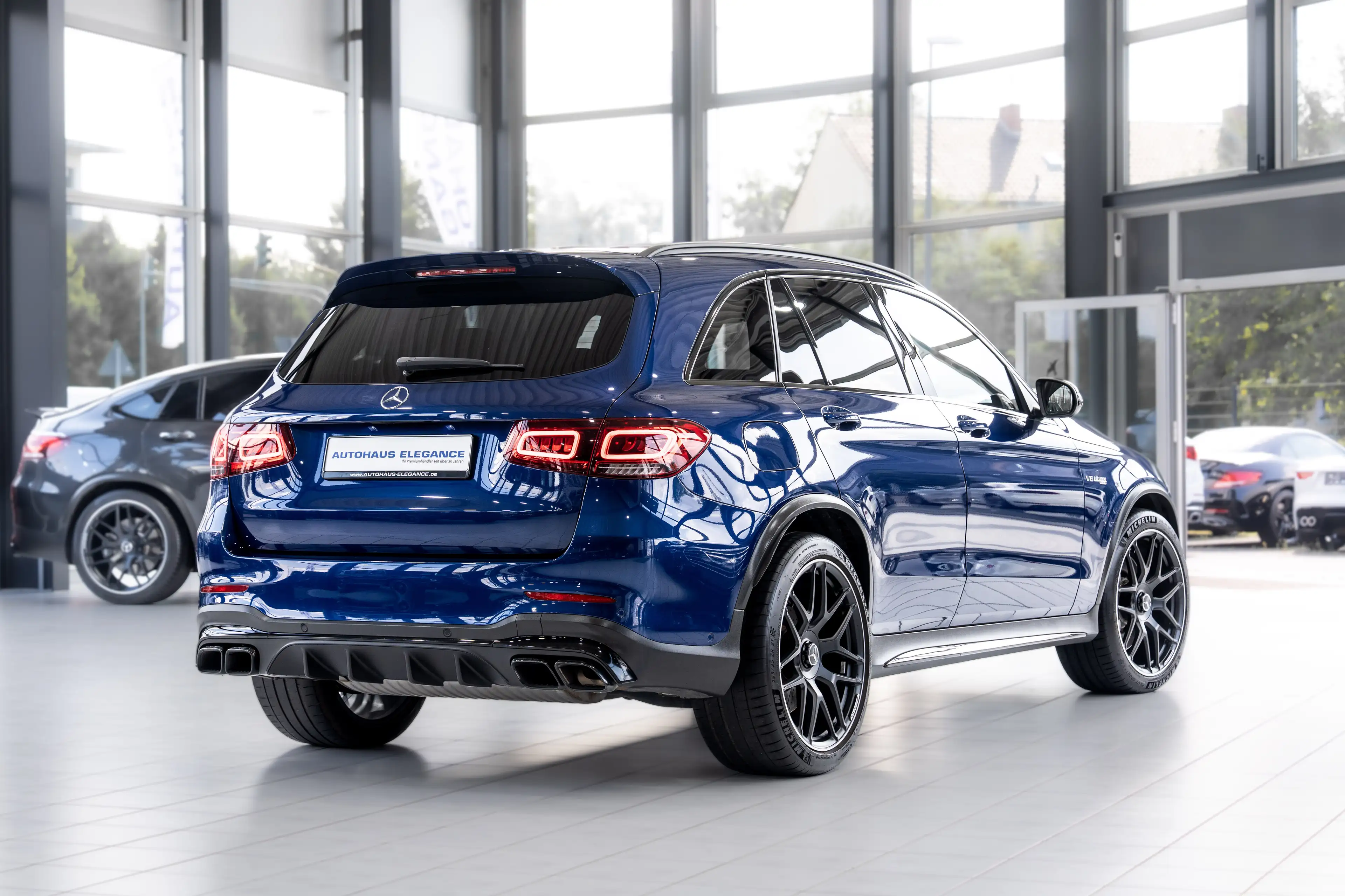 Mercedes-Benz GLC 63 AMG 4Matic*SCHALENSITZE*LIFT*NIGHT*LEDER* — photo 4