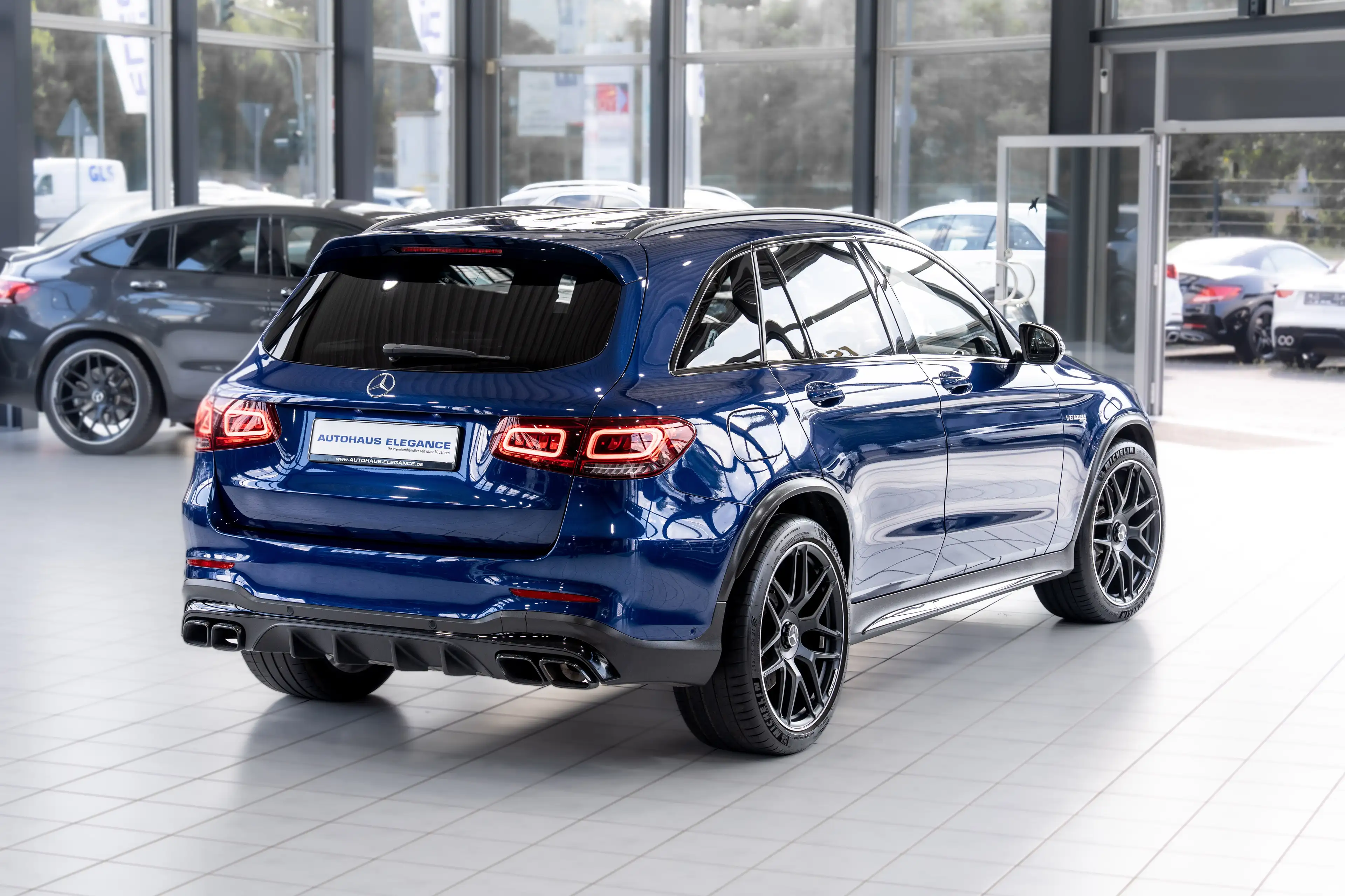 Mercedes-Benz GLC 63 AMG 4Matic*SCHALENSITZE*LIFT*NIGHT*LEDER* — photo 10