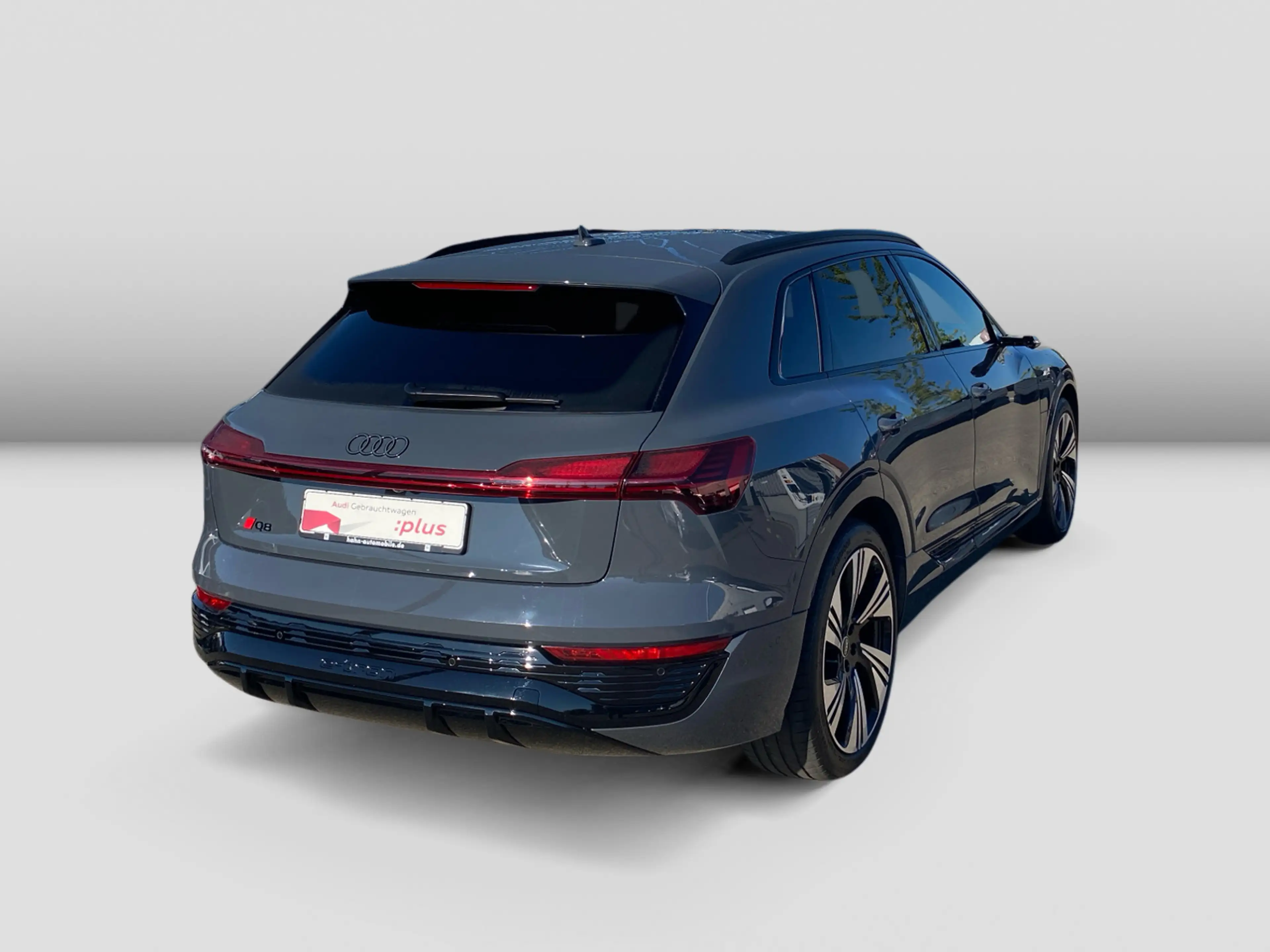 Audi Q8 e-tron 55 quattro S line S-trc HUD B&O 360° A — photo 4