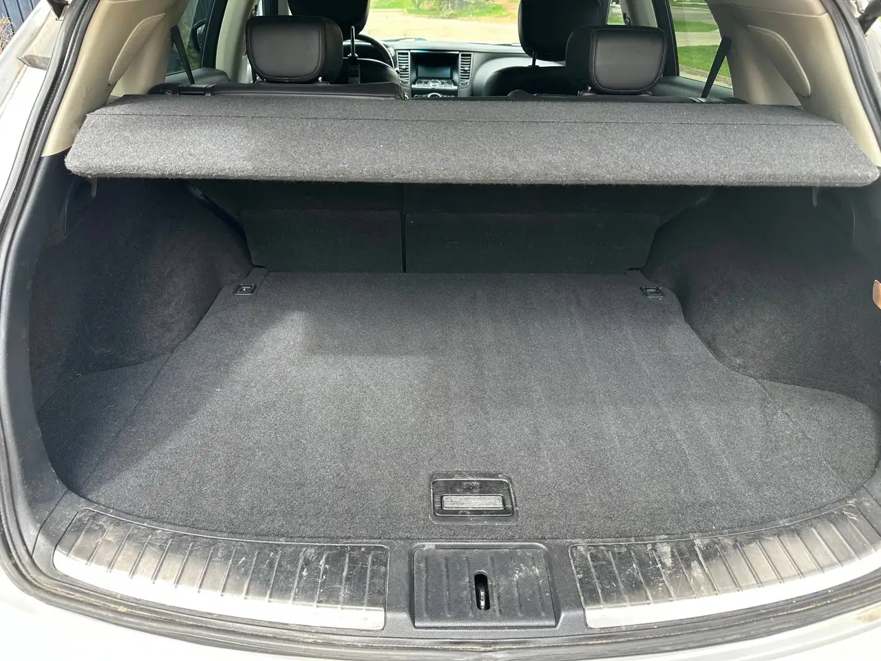 Infiniti FX снимка Infiniti FX