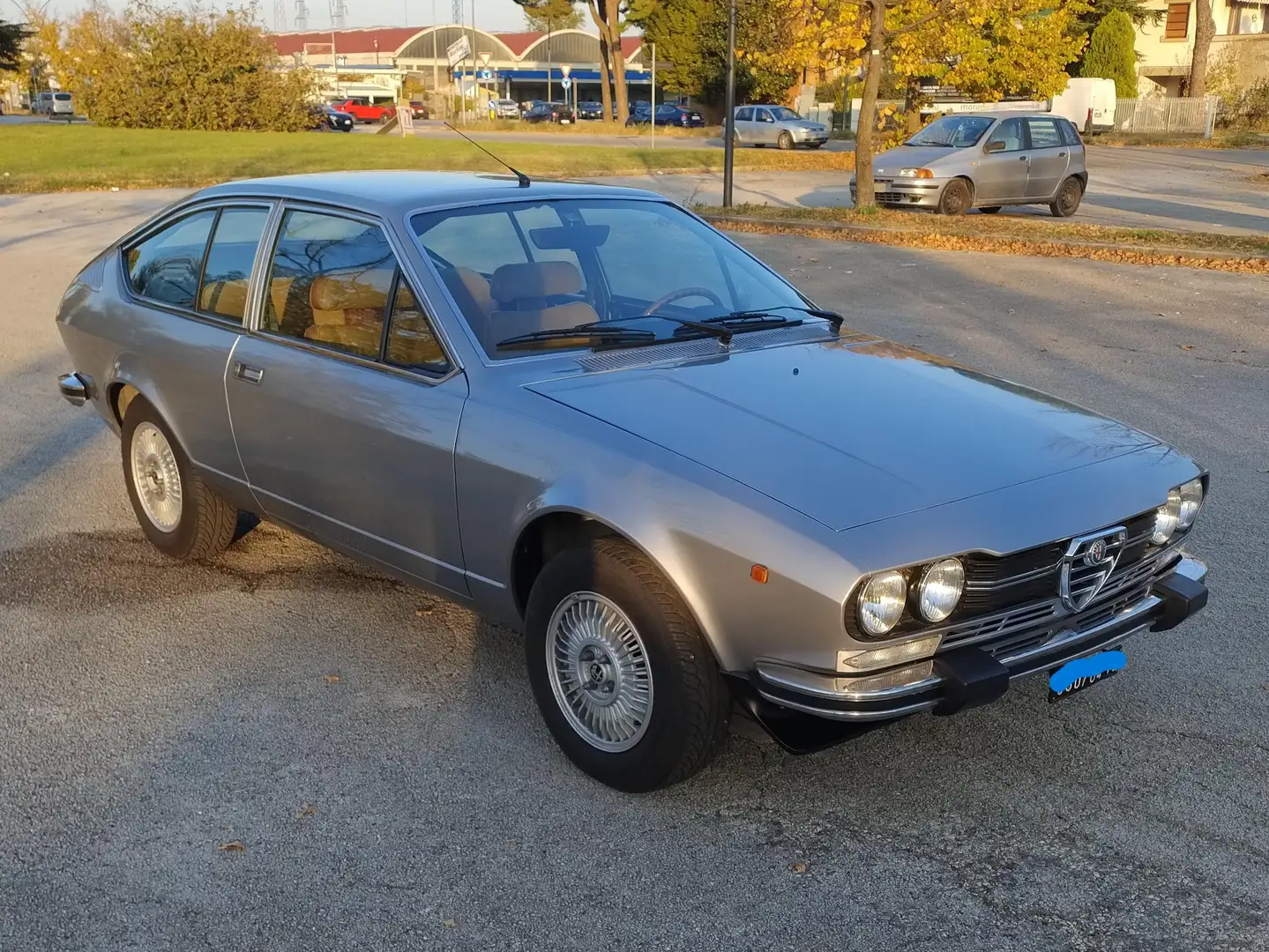 Alfa Romeo Alfetta GT 1.8 Srebrny - 1