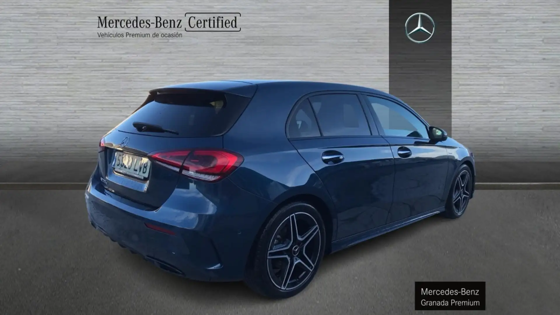 Mercedes-Benz A 200 -CLASS D AMG LINE Azul - 2