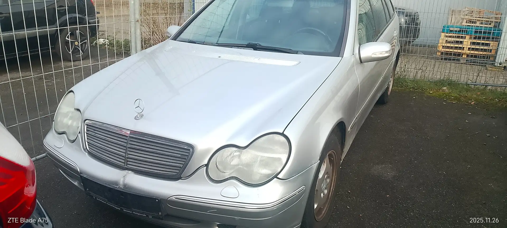 Mercedes-Benz C 200 - 2