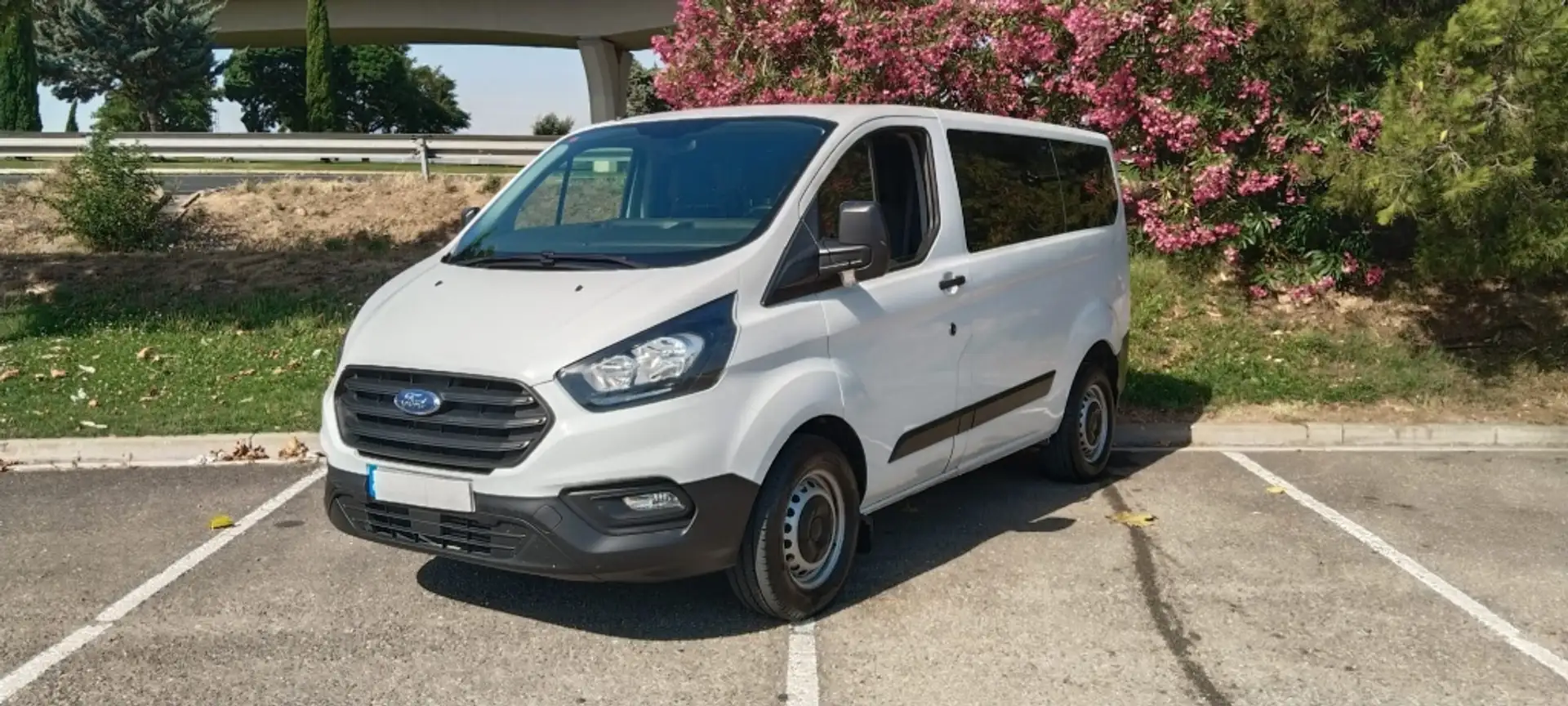 Ford Transit Custom FT 320 L1 Kombi Ambiente EcoBlue 10 Blanco - 1