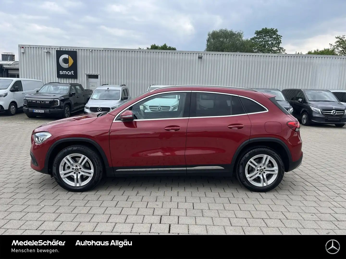 Mercedes-Benz GLA 250 GLA 250 e Progressive AHK LED Kamera 7,4kW NP56 Rot - 2