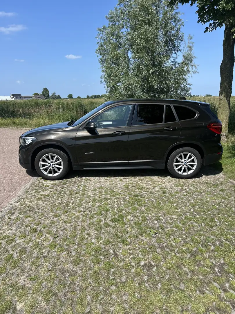 BMW X1 High Executive Sdrive 18d Bruin - 2