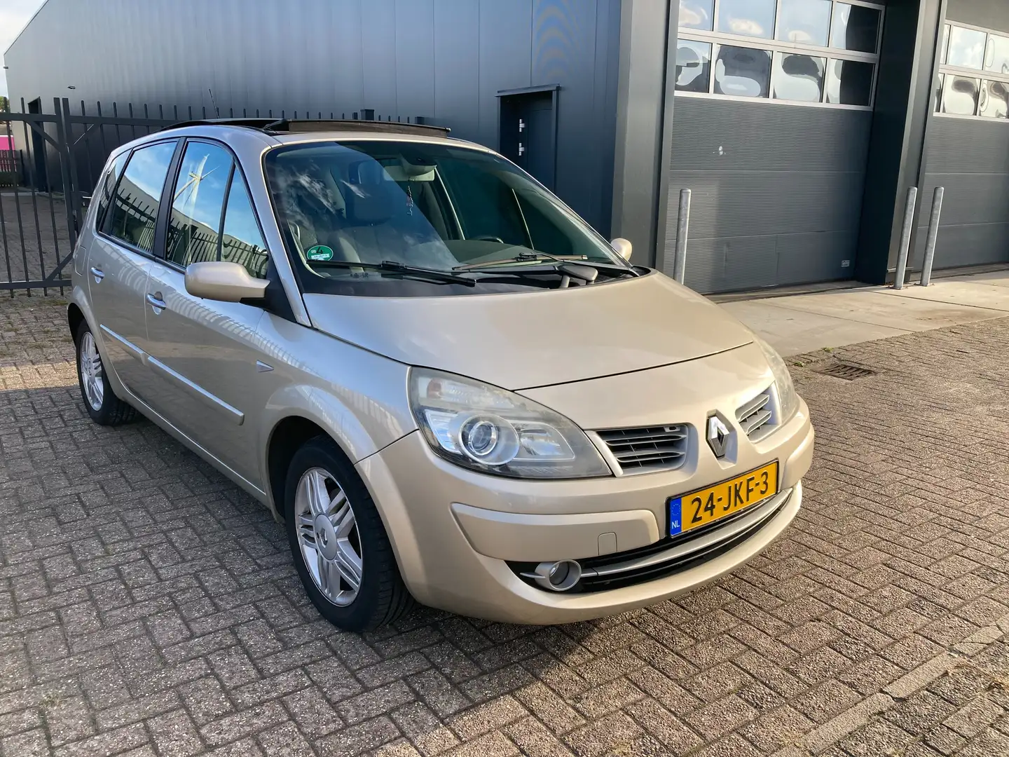 Renault Scenic Scenic 1.6-16V Business L. Automaat,navi,Cc,Pdc,.. Beige - 1