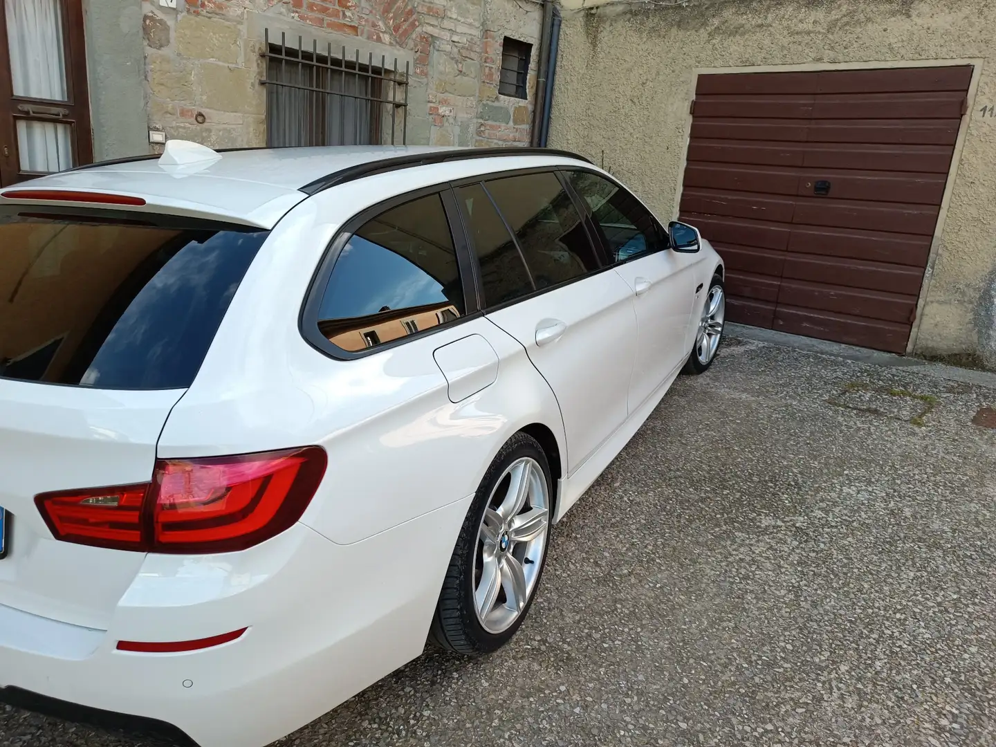 BMW 520 520d Touring Msport - 1