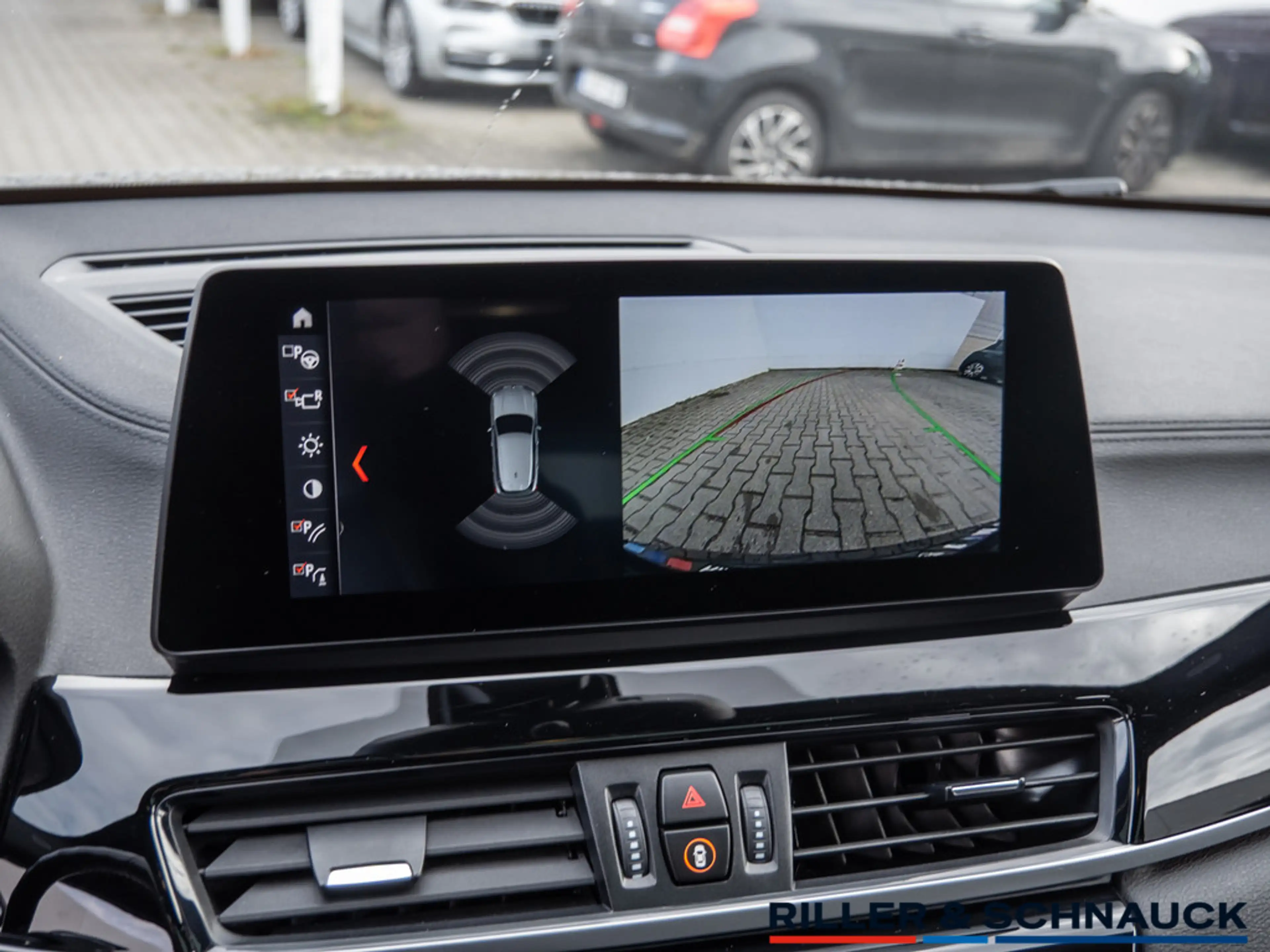 BMW X2 20i Advantage Plus LEDER+PANO+LED+NAVI+HUD — photo 15