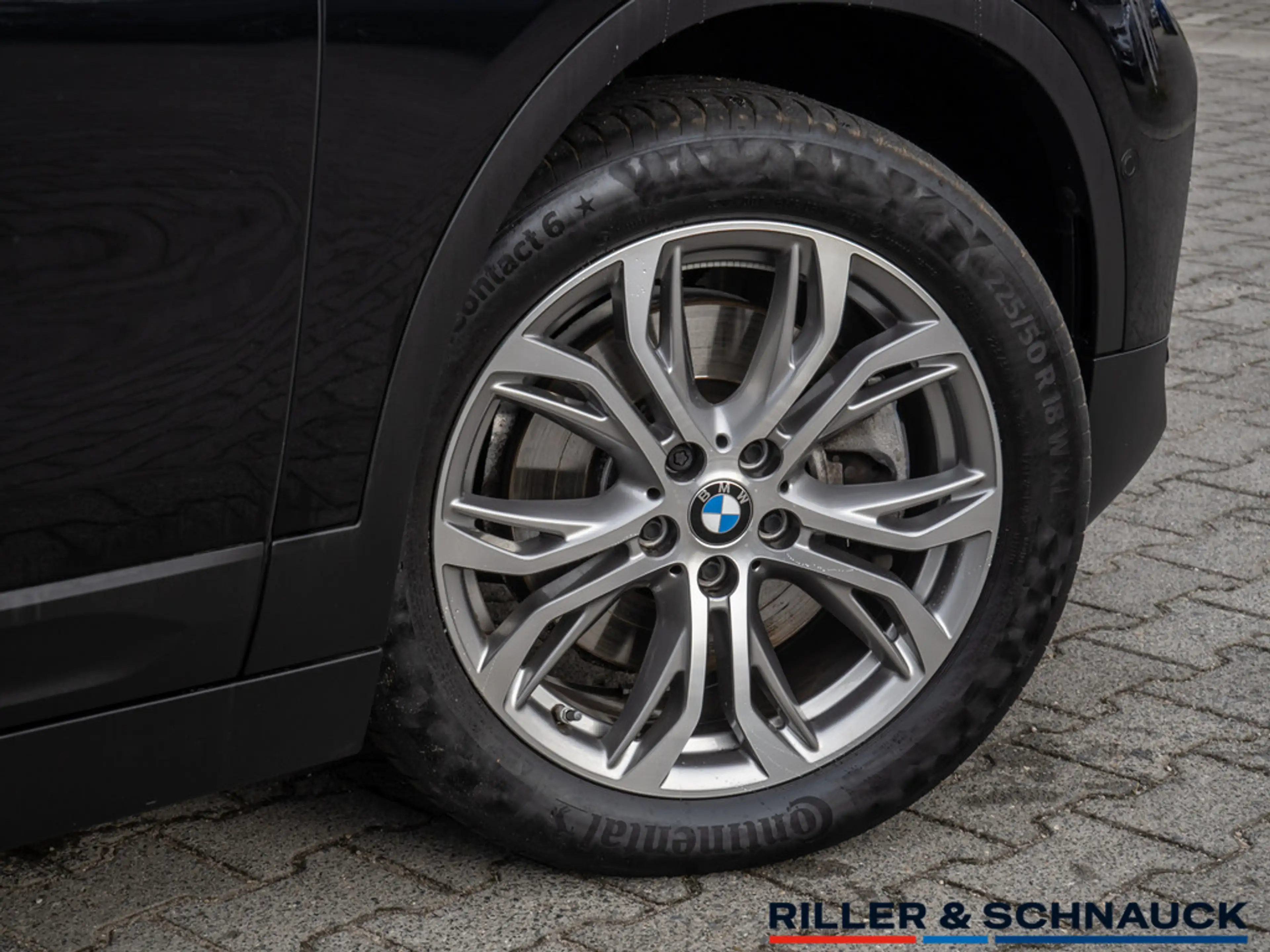 BMW X2 20i Advantage Plus LEDER+PANO+LED+NAVI+HUD — photo 7