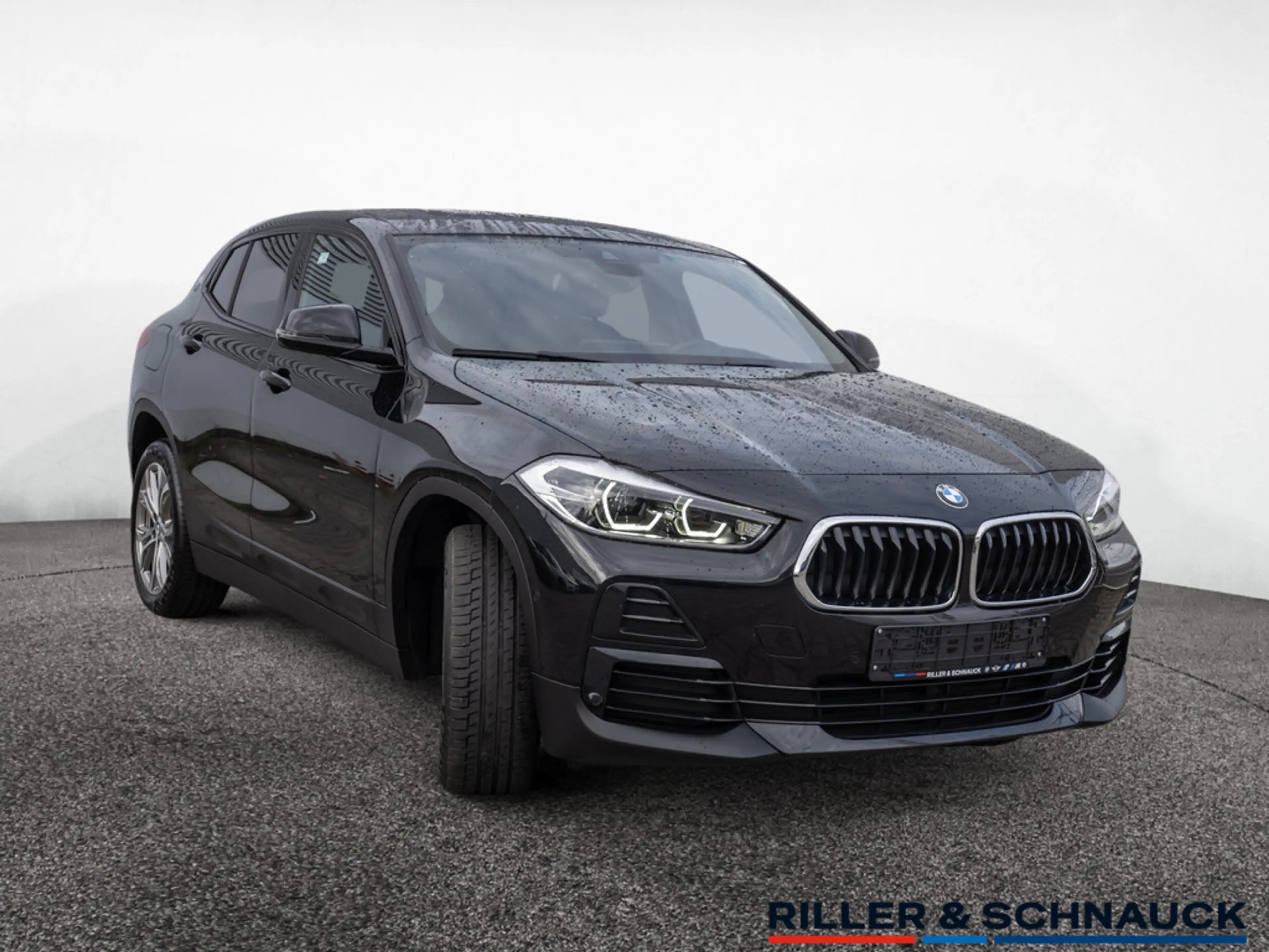 BMW X2 20i Advantage Plus LEDER+PANO+LED+NAVI+HUD — photo 3
