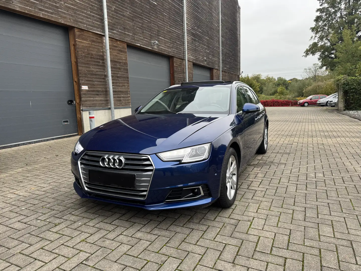 Audi A4 Avant 1.4 TFSI S tronic PANORAMA XENON FULL OPTION - 1
