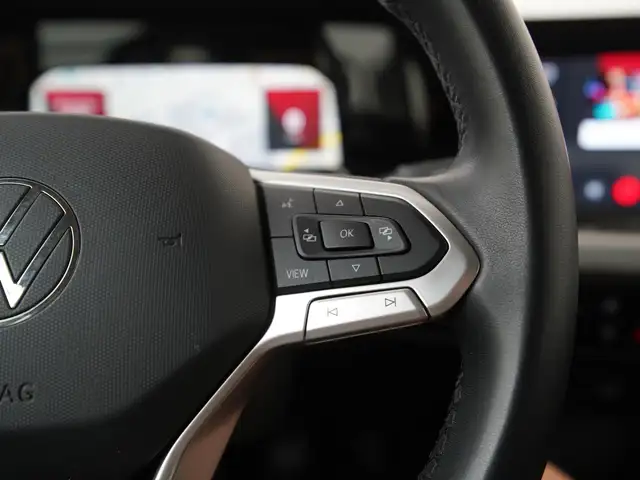 Volkswagen Golf view 10