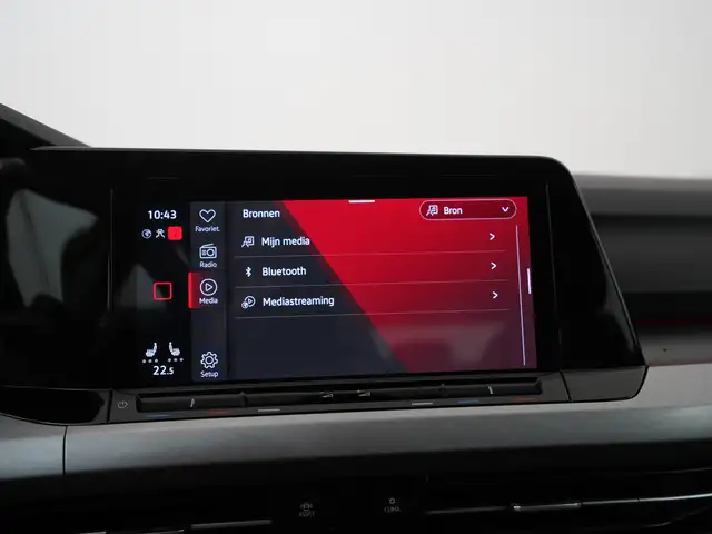 Volkswagen Golf view 14