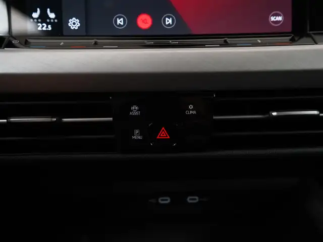 Volkswagen Golf view 12