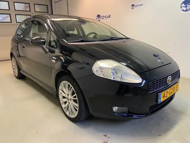 Fiat Grande Punto view 5