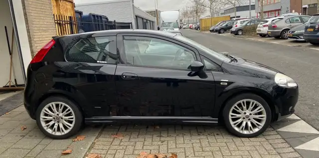 Fiat Grande Punto view 15