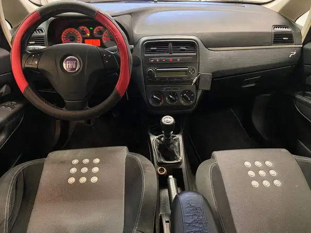 Fiat Grande Punto view 14