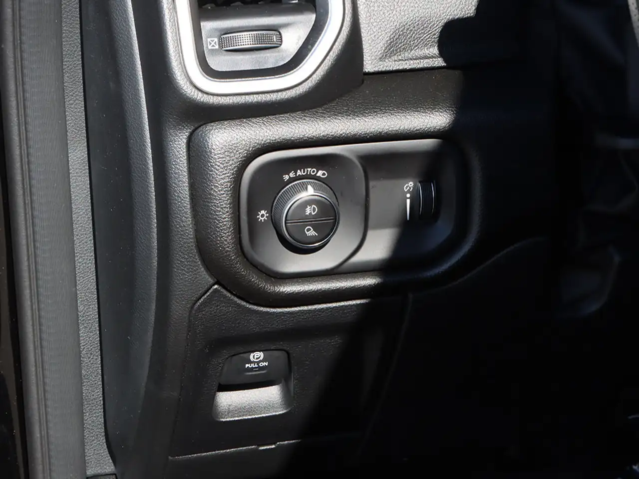RAM 1500 fotografie RAM 1500