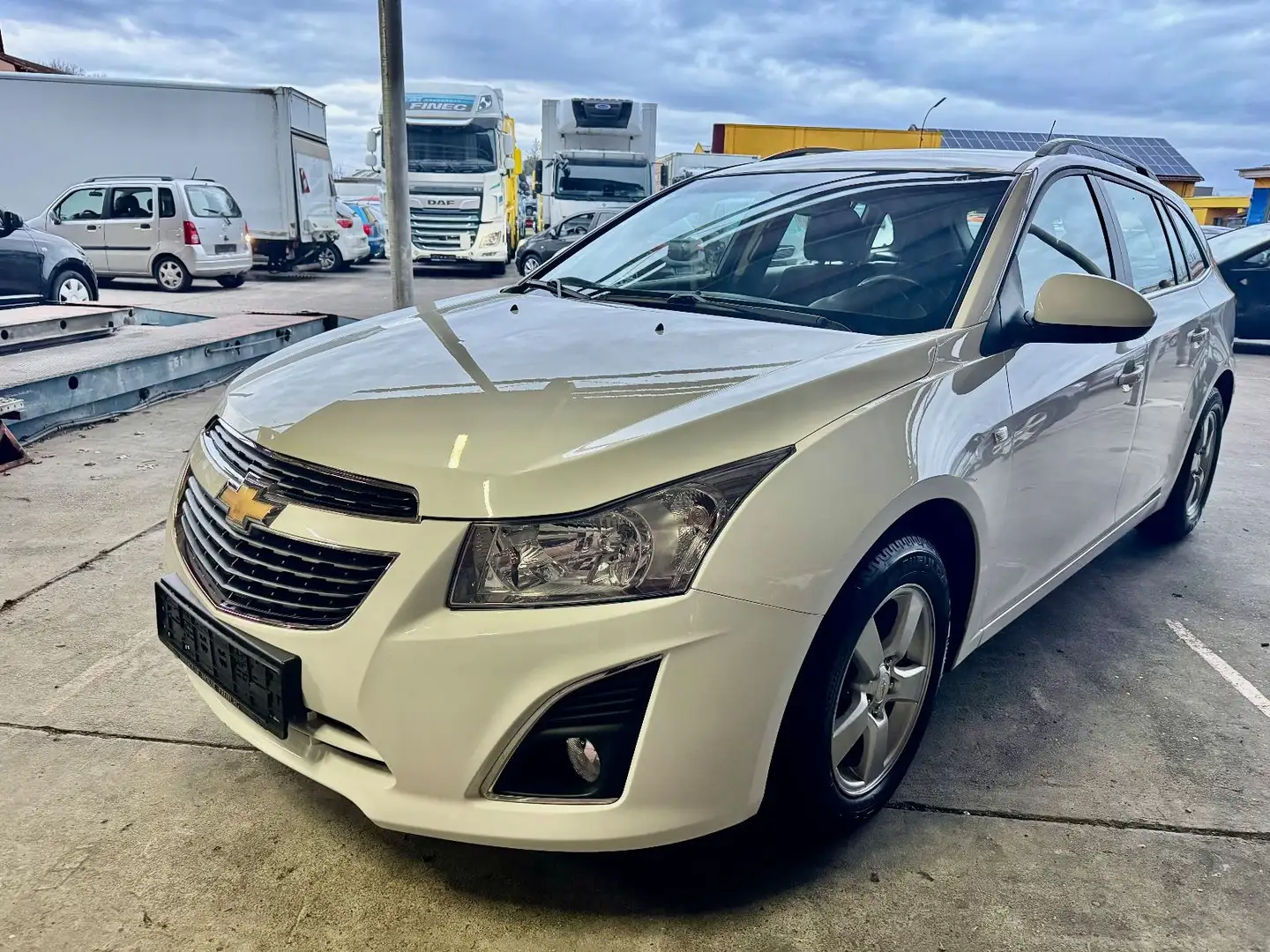 Chevrolet Cruze Station Wagon LT/KLIMA/1.HAND/S-HEFT Fehér - 1