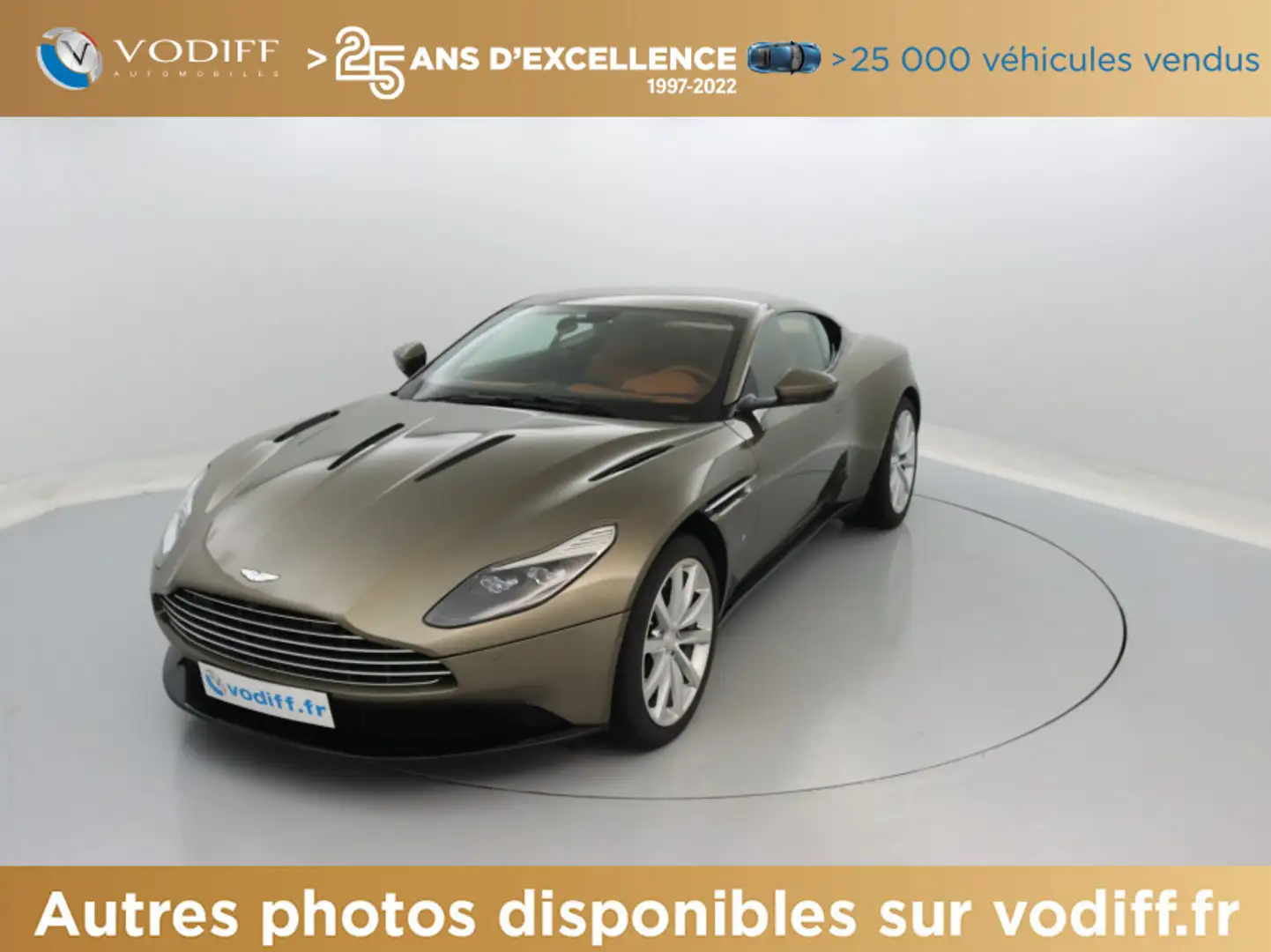 Aston Martin DB11 DB 11 V12 COUPE 608 CV Vert - 1