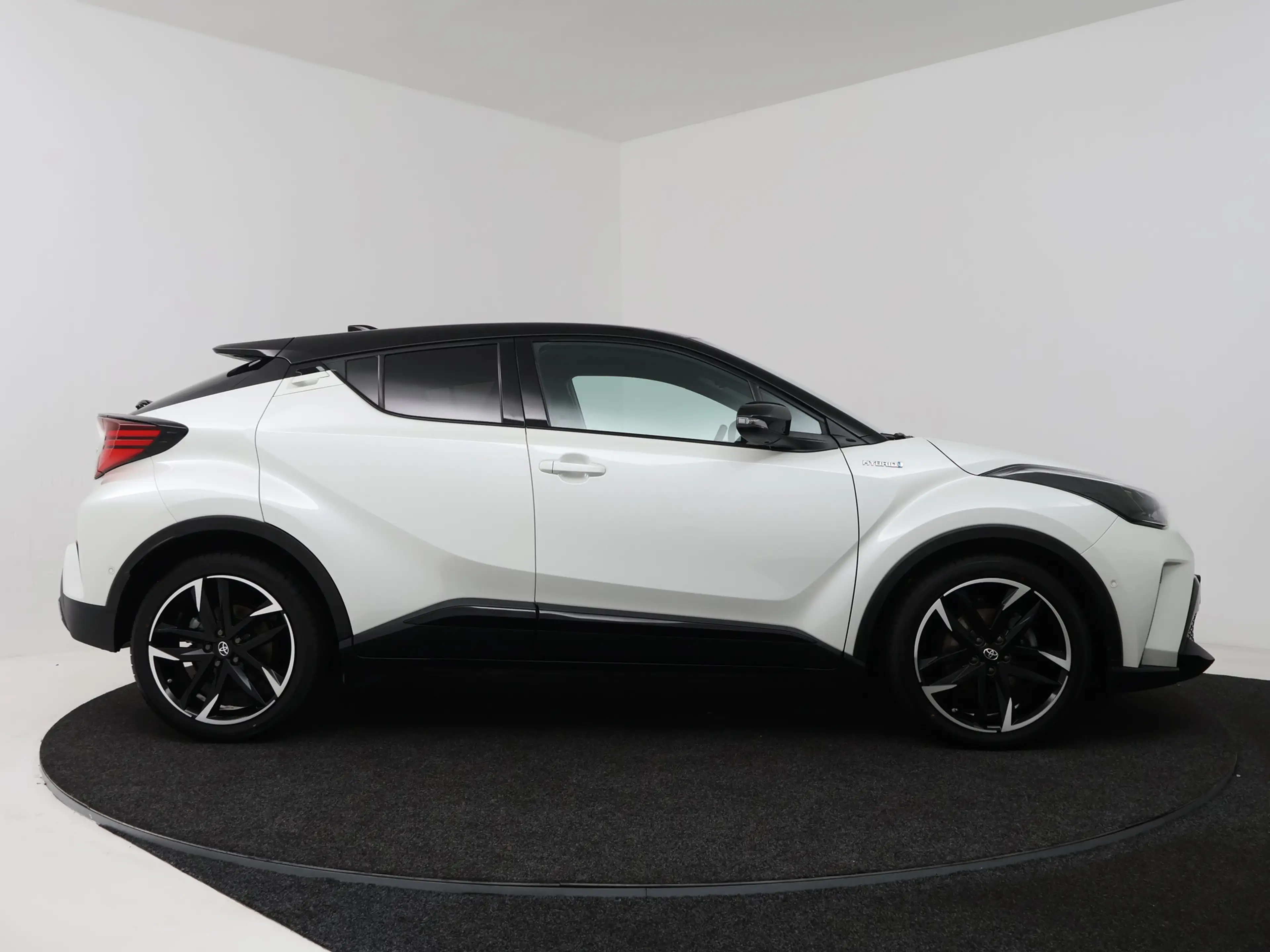 Toyota C-HR 1.8 Hybrid GR-Sport | Navigatie | PDC | Stuur-Stoe — photo 13