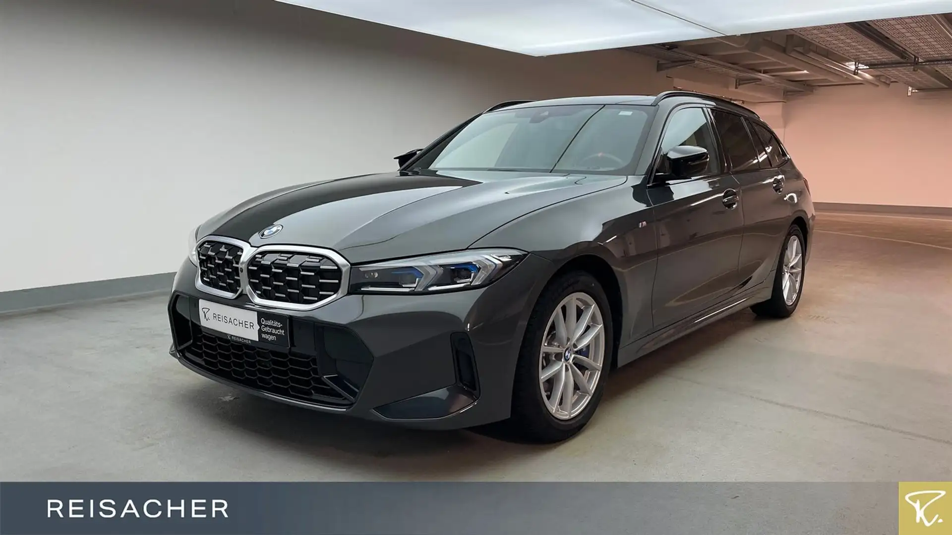 BMW 340 A xDrive Tou Pano,AHK,Leder,Autom Grau - 1