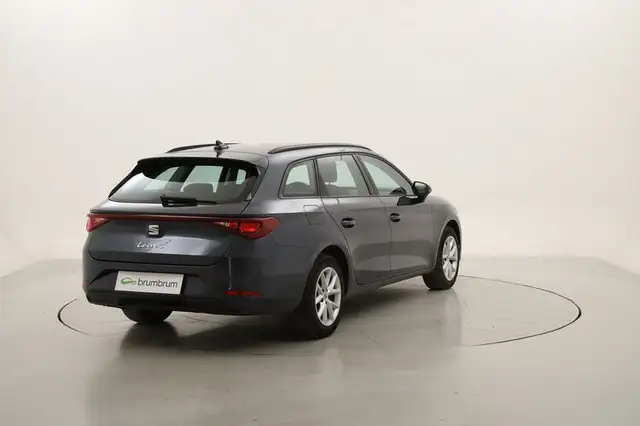 SEAT Leon view 5